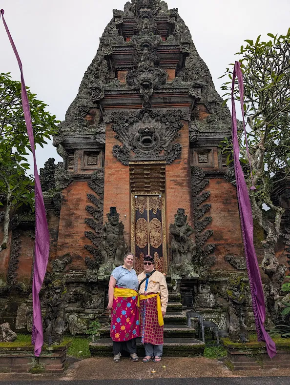 In all sacred spaces, we are required to wear a sarong. In the Ubud palace I also had to wear an udeng, which is a carefully knotted headscarf. It represents that I have a good and an evil mind, and having the right side of the scarf a little higher is supposed to show that my good side is in ascendancy.