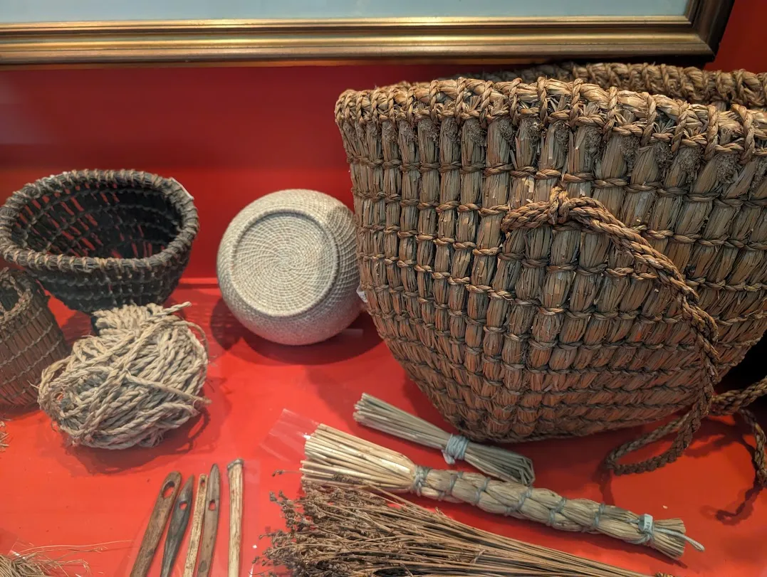 Museum again. Baskets, including a Kishie and a coiled basket. The coiled one is nigh-perfect, honestly.